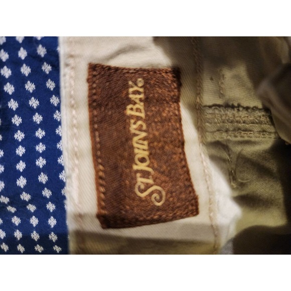 St. John's Bay Hiking Shorts Men's 38 tan Utility Pockets - Picture 2 of 4